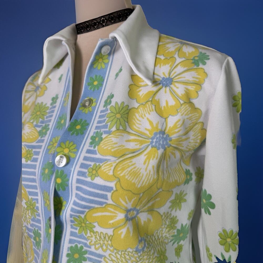 Vintage 1960s 1970s Mod Floral Polyester Shirt Jacket | Dagger Collar | Disco